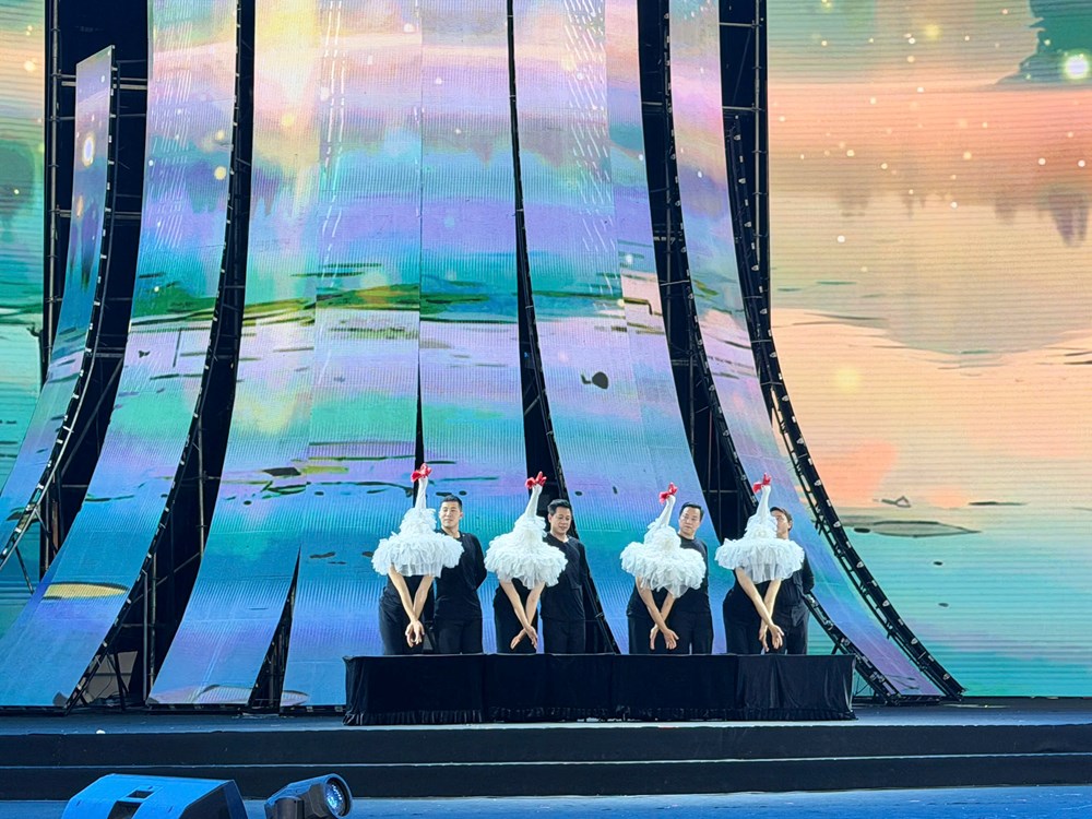  Điểm hẹn của những chương trình nghệ thuật hấp dẫn - ảnh 6