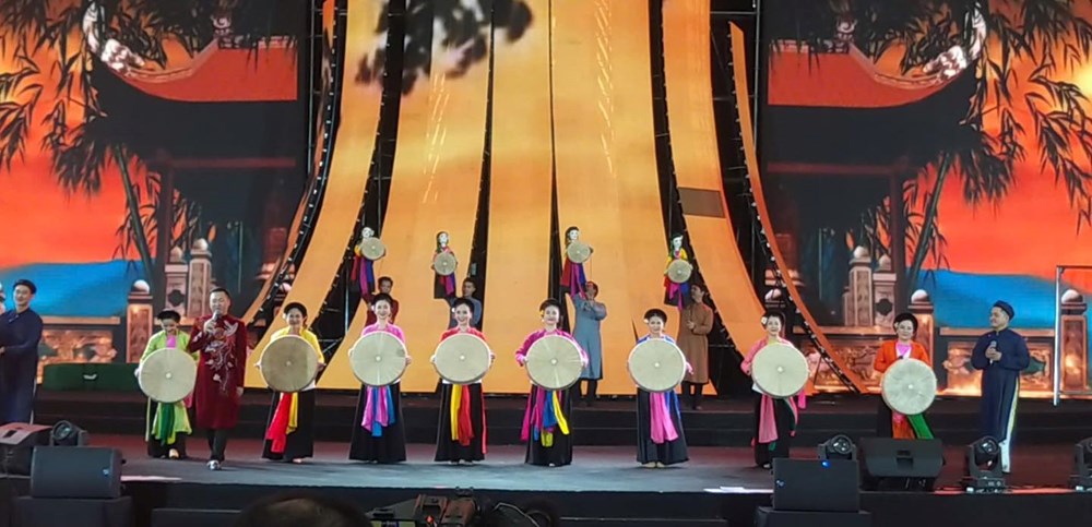 Sắc màu nghệ thuật rộn ràng tại Hội chợ Mùa Xuân 2026 - ảnh 3