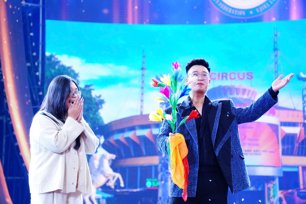 Xiếc thu hút khán giả tại Hội chợ Mùa Xuân 2026 - ảnh 4