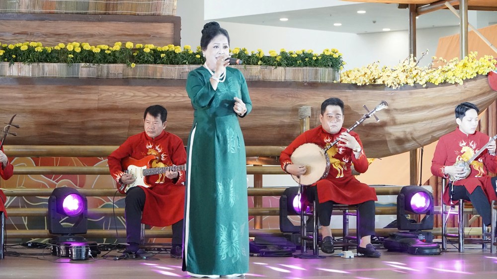 Hội chợ Mùa Xuân 2026 sôi động với chuỗi sự kiện nghệ thuật trong ngày cuối tuần - ảnh 3