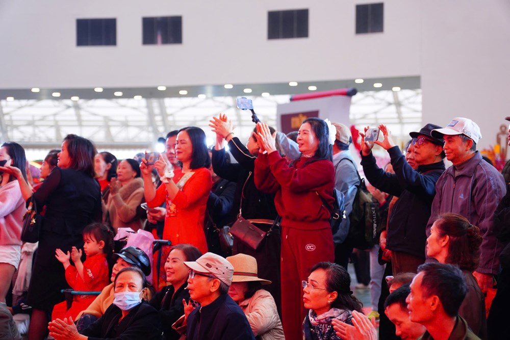 Sức hút của nghệ thuật rối tại Hội chợ Mùa Xuân 2026 - ảnh 7