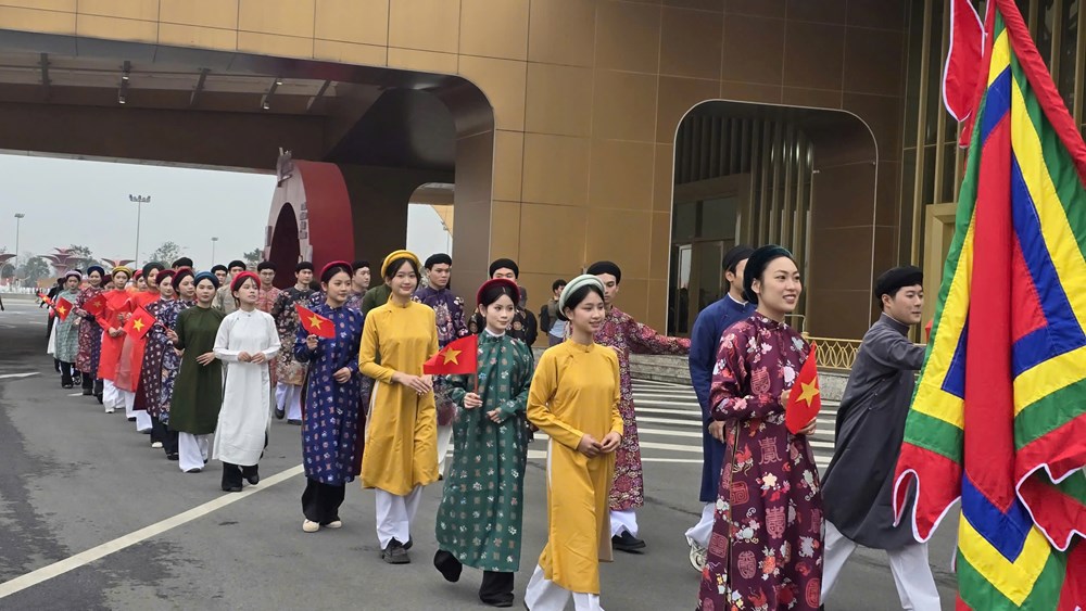 Hội chợ Mùa Xuân 2026 sôi động với chuỗi sự kiện nghệ thuật trong ngày cuối tuần - ảnh 5