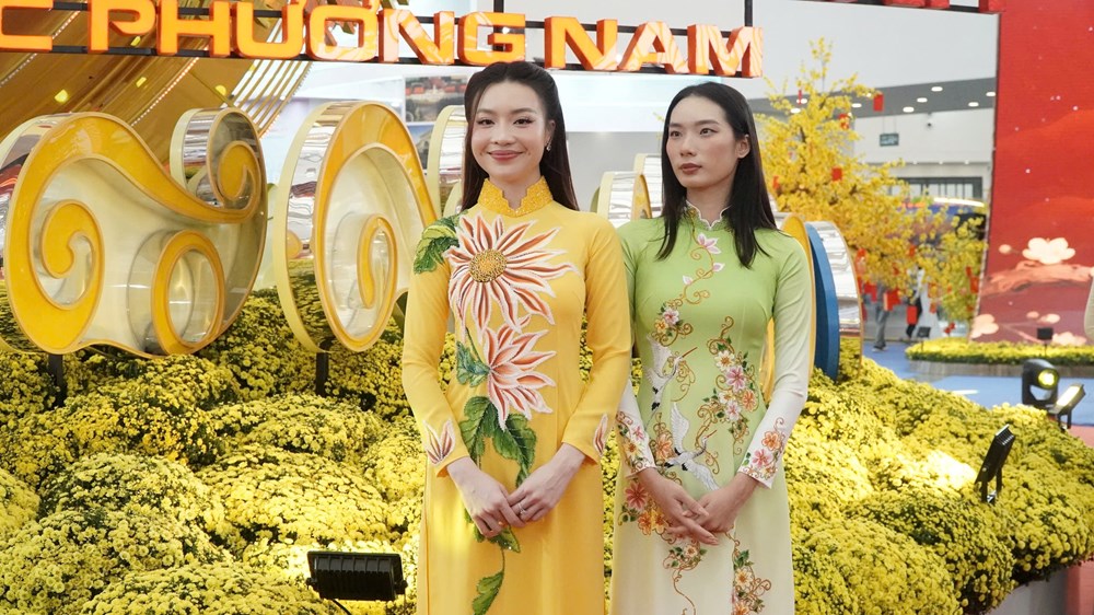 Hội chợ Mùa Xuân 2026 sôi động với chuỗi sự kiện nghệ thuật trong ngày cuối tuần - ảnh 6