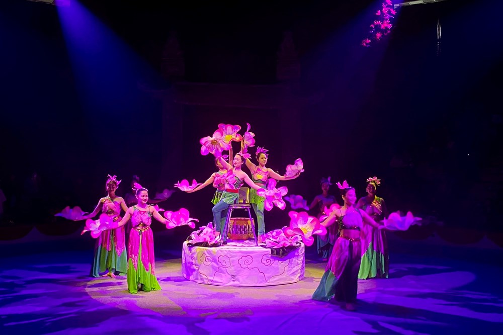 Liên đoàn Xiếc Việt Nam rộn ràng khai xuân với “Ngựa du xuân ba miền” - ảnh 4