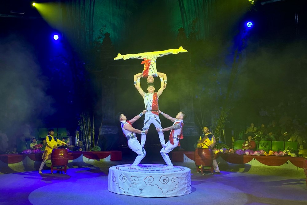 Liên đoàn Xiếc Việt Nam rộn ràng khai xuân với “Ngựa du xuân ba miền” - ảnh 6