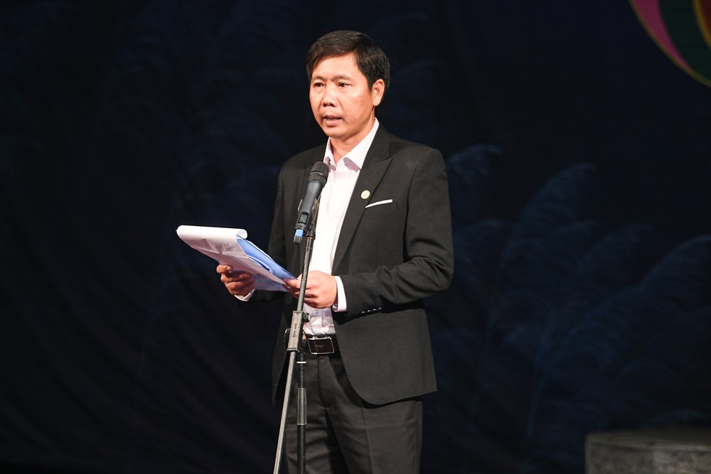 Phó Thủ tướng Mai Văn Chính dự buổi biểu diễn vở cải lương “Đế đô sóng cả” - ảnh 3