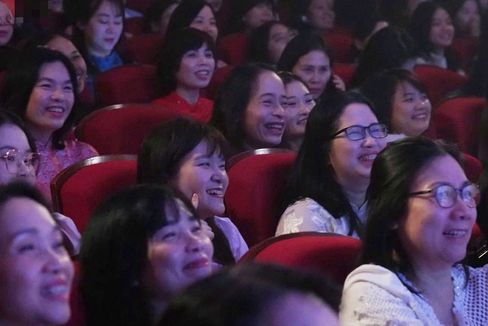 Nhà hát Kịch Việt Nam biểu diễn “Bão tố Trường Sơn” chào mừng Ngày Quốc tế Phụ nữ 8.3  - ảnh 3