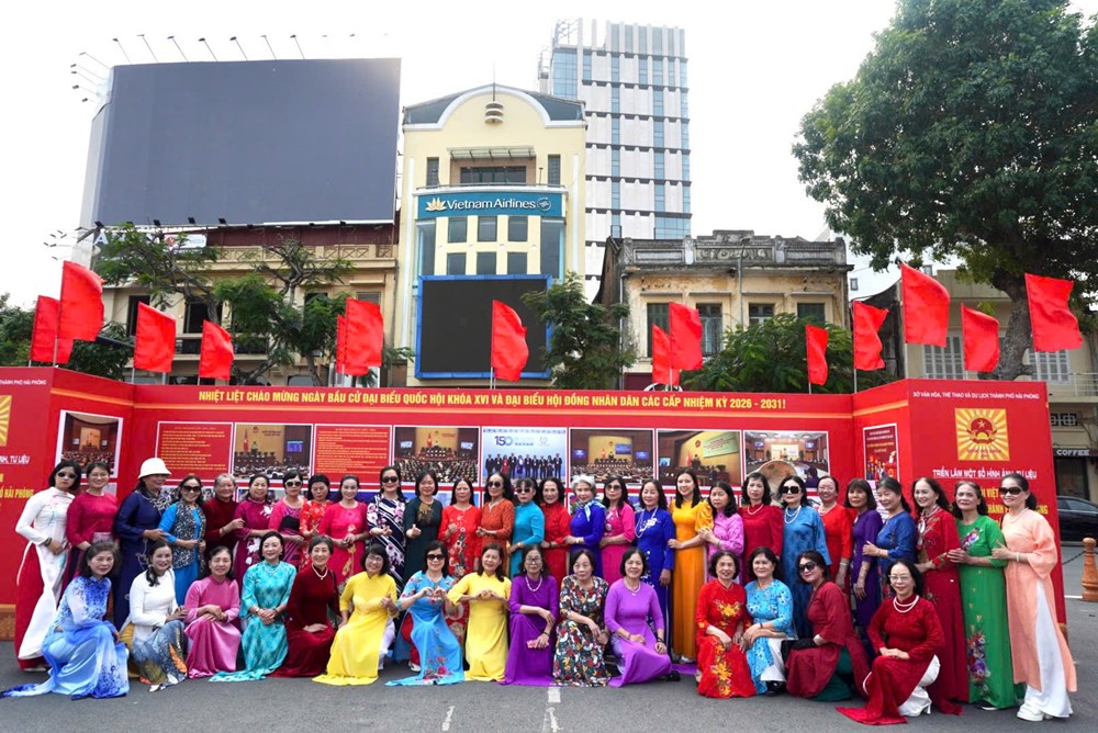 Hải Phòng tổ chức triển lãm ảnh, tư liệu hướng tới ngày bầu cử   - ảnh 4