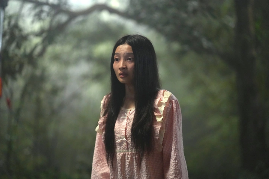 “Quỷ nhập tràng 2” gây sốt phòng vé, cảnh ăn lươn gây ám ảnh - ảnh 1