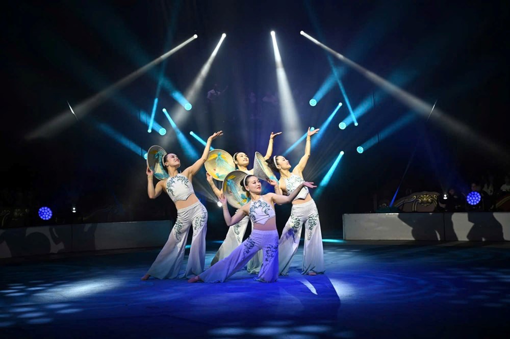 Tiết mục xiếc “Đu nón” sẽ tham dự Liên hoan Xiếc Monte Carlo 2027 - ảnh 5