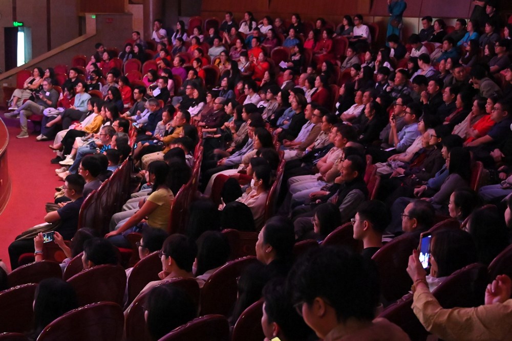 Khán giả kín rạp Kim Mã thưởng thức vở chèo cổ “Lưu Bình – Dương Lễ” - ảnh 6