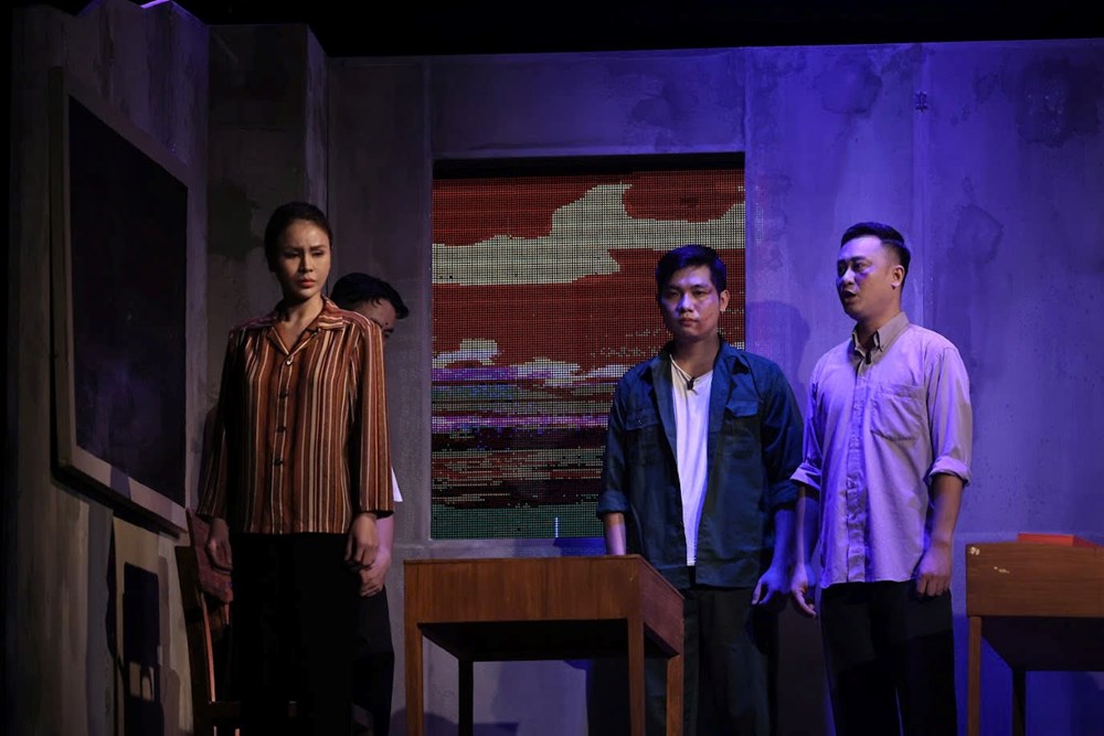 Vào vai cô giáo Vân trong “Quân khu Nam Đồng”, Lương Thu Trang gặp nhiều thử thách - ảnh 3