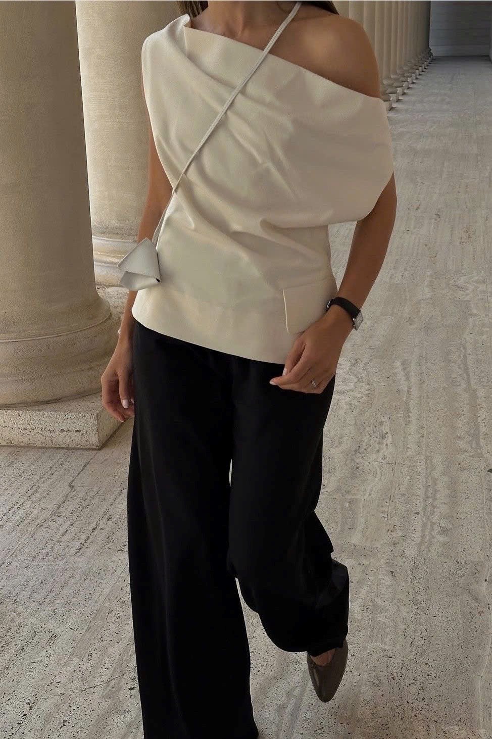 4 loại vải lý tưởng để diện trong mùa hè nóng bức - ảnh 4