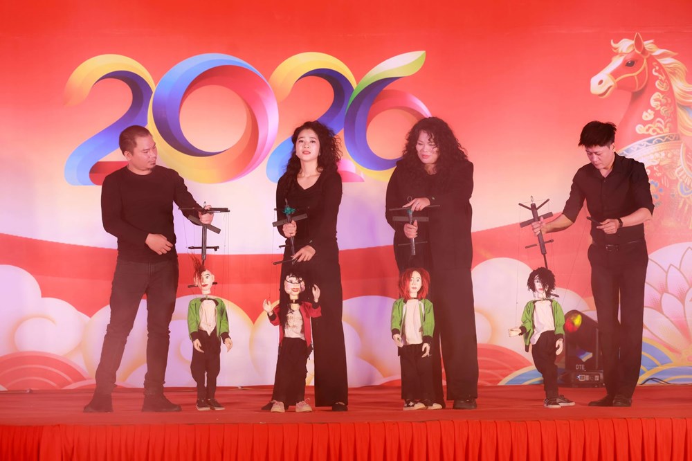 Nhà hát Múa rối Thăng Long góp sắc màu nghệ thuật trong những ngày lễ lớn - ảnh 1