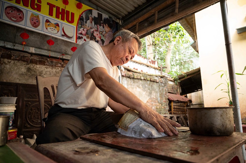 Giữ trọn kí ức tuổi thơ qua những chiếc mặt nạ giấy bồi - ảnh 4