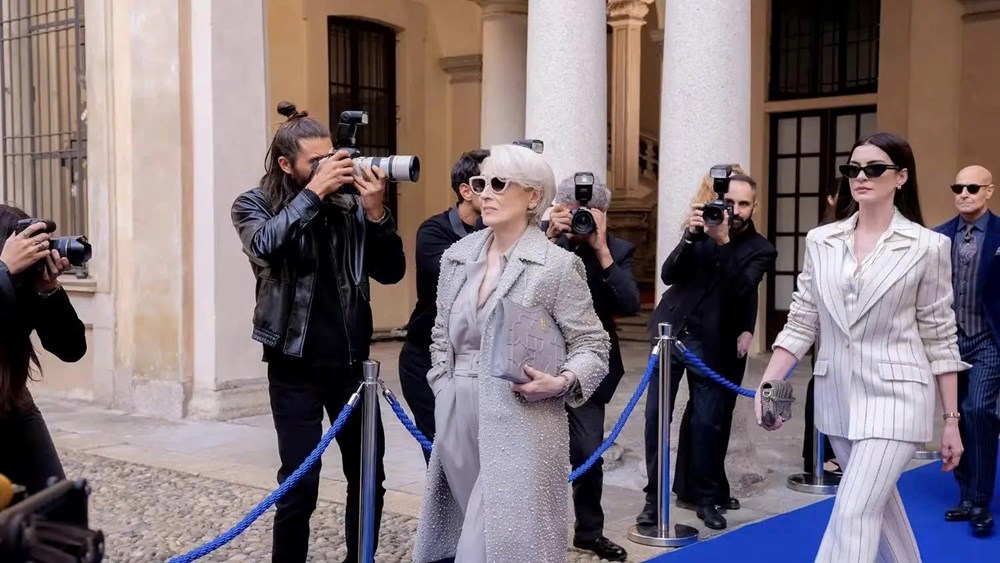 Bộ phim “The Devil Wears Prada 2” phơi bày mặt trái thời đại số - ảnh 2