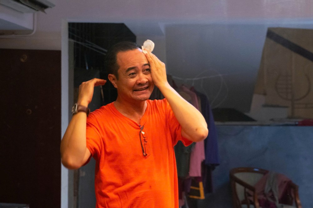 Sau tấm màn nhung của sân khấu chèo - ảnh 10