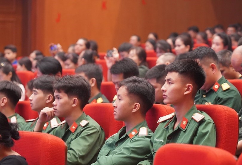 Nhà hát Kịch Việt Nam: Tháng 5 về Cao Bằng, dâng Bác những vở diễn đầy xúc động - ảnh 5