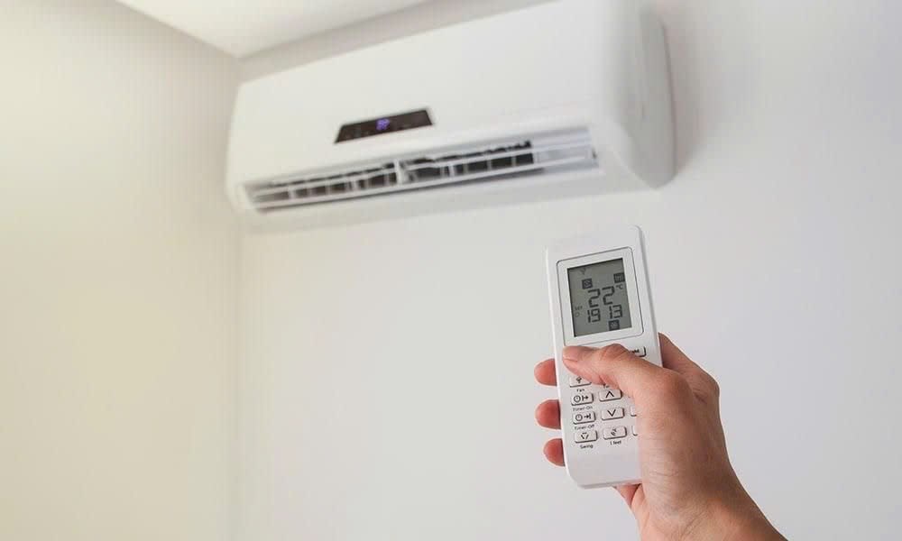 Những thói quen dùng điều hòa âm thầm ảnh hưởng sức khỏe - ảnh 1
