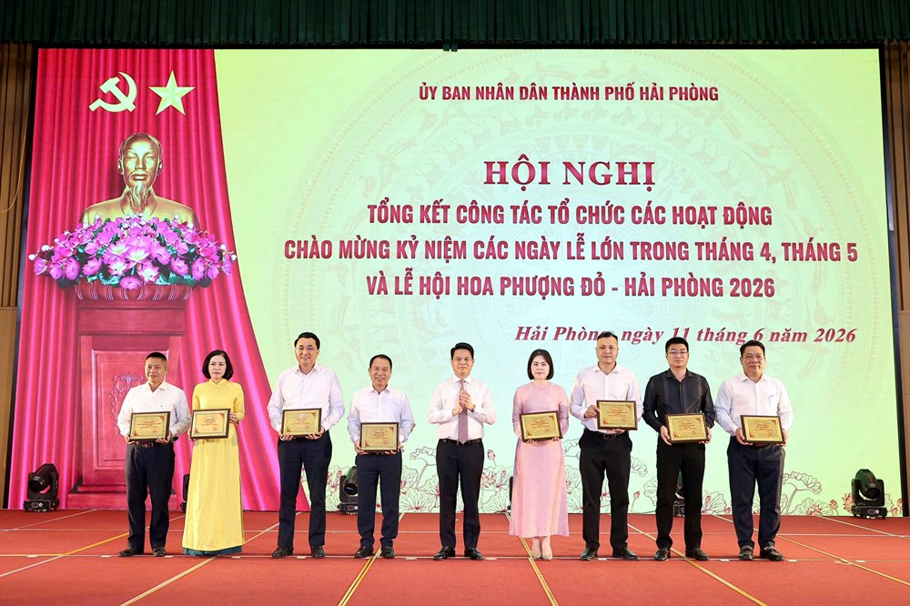 Lễ hội Hoa Phượng Đỏ: Từ sự kiện thường niên đến thương hiệu văn hóa của Hải Phòng - ảnh 1