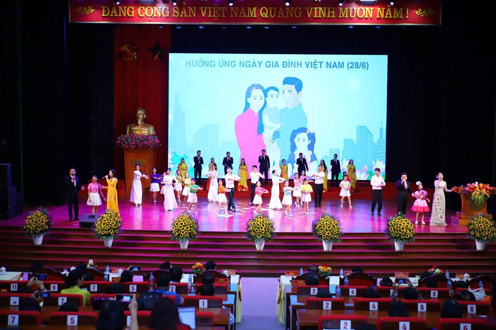 25 năm vun đắp những giá trị bền vững cho gia đình Việt - ảnh 3