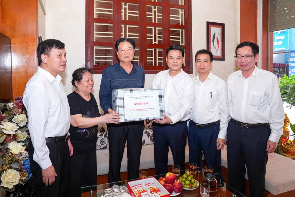 Hải Phòng thống nhất mức quà 5,5 triệu đồng cho người có công dịp 27.7 - ảnh 1