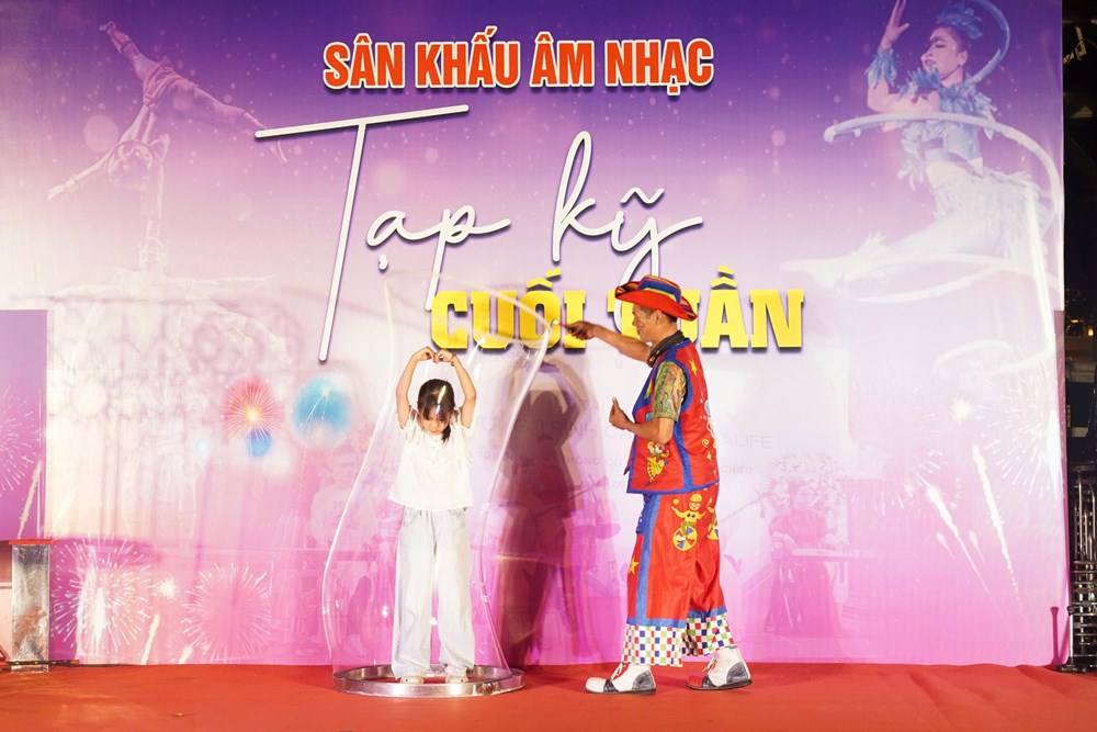 Nghệ thuật cộng đồng gieo mầm cảm thụ nghệ thuật cho trẻ  - ảnh 1