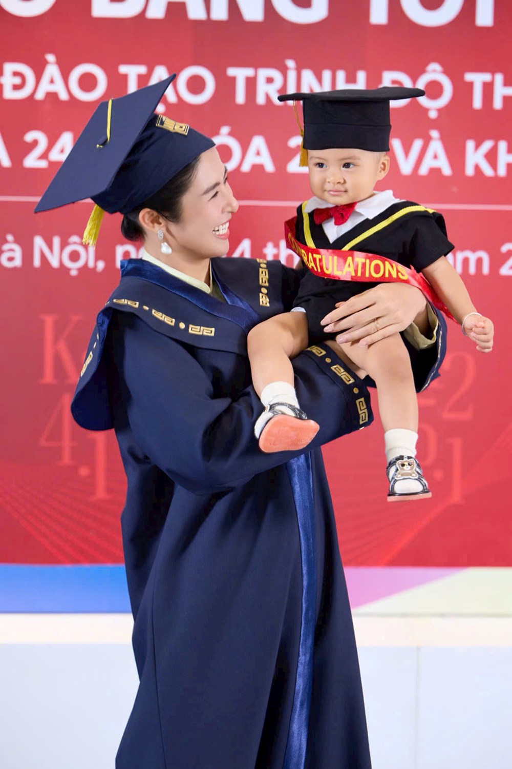 Hai dấu mốc cách nhau 16 năm của Hoa hậu Ngọc Hân - ảnh 4