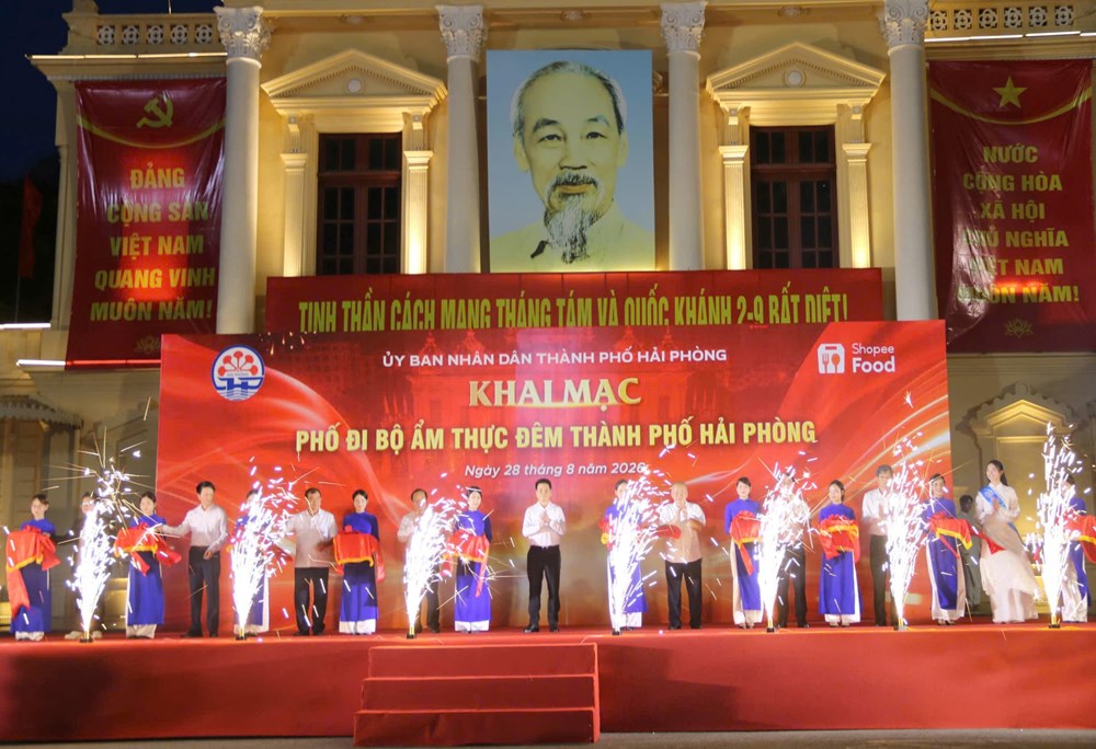 Hải Phòng “đánh thức” không gian văn hóa - ẩm thực về đêm - ảnh 1