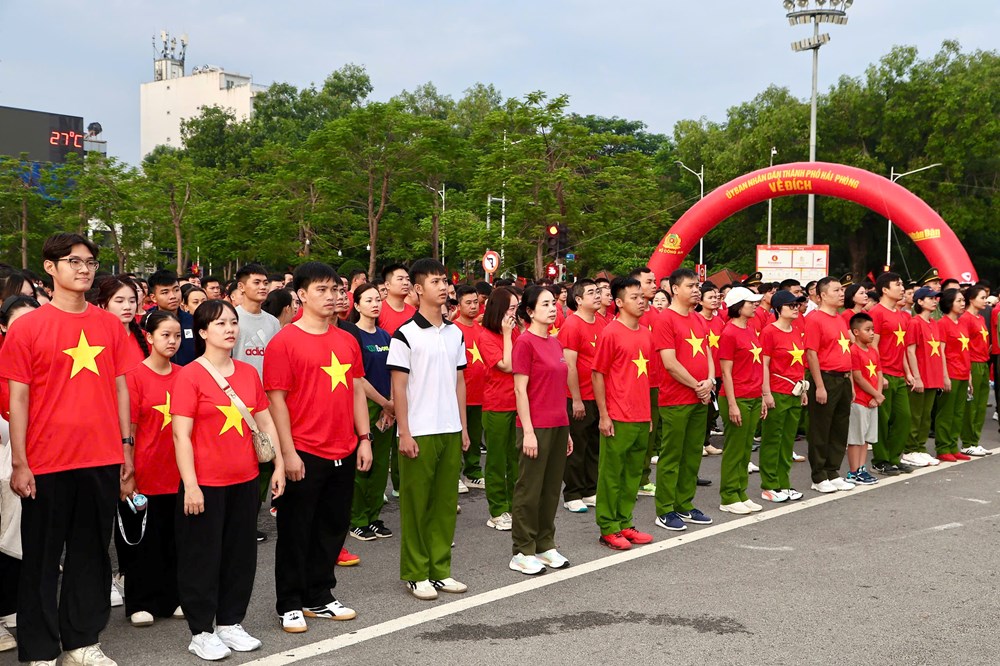 TP. Hải Phòng hưởng ứng chương trình đi bộ “Cùng Việt Nam tiến bước” năm 2026 - ảnh 3