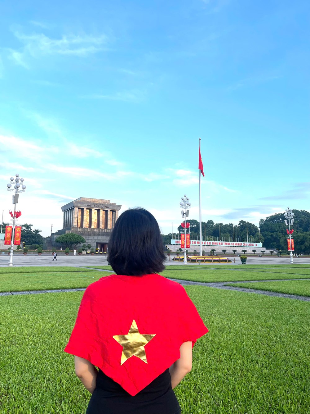Cứ đến Quốc khánh 2.9, Quảng trường Ba Đình lại trở thành điểm hẹn của nhiều thế hệ - ảnh 3