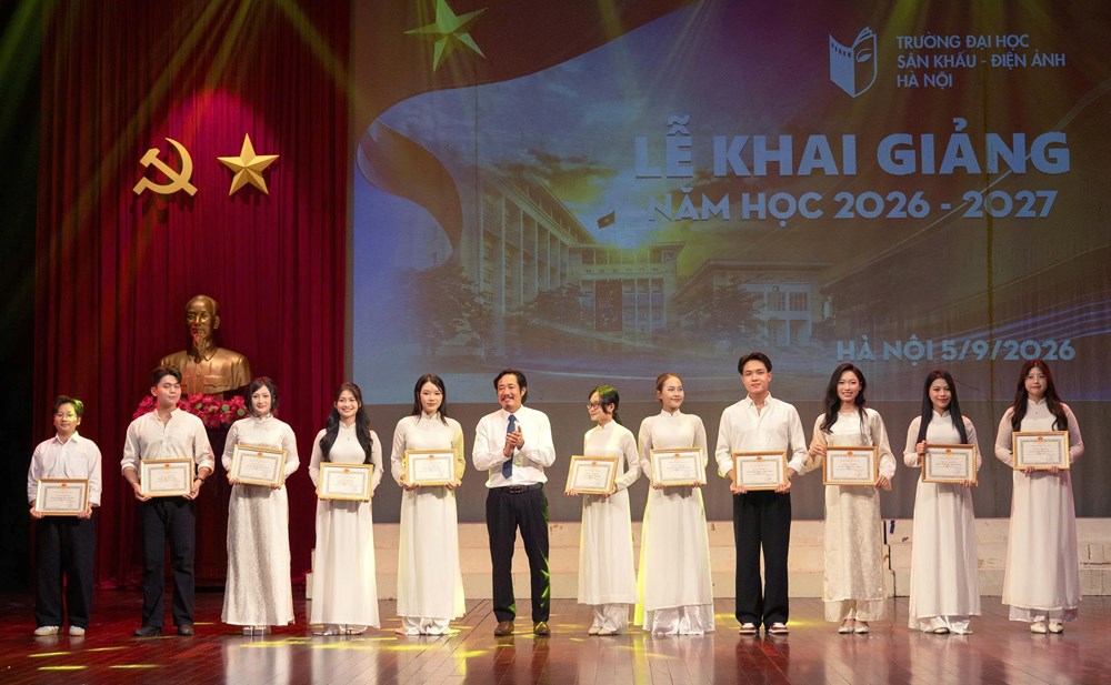 Đổi mới đào tạo, nuôi dưỡng khát vọng sáng tạo trong năm học mới - ảnh 5