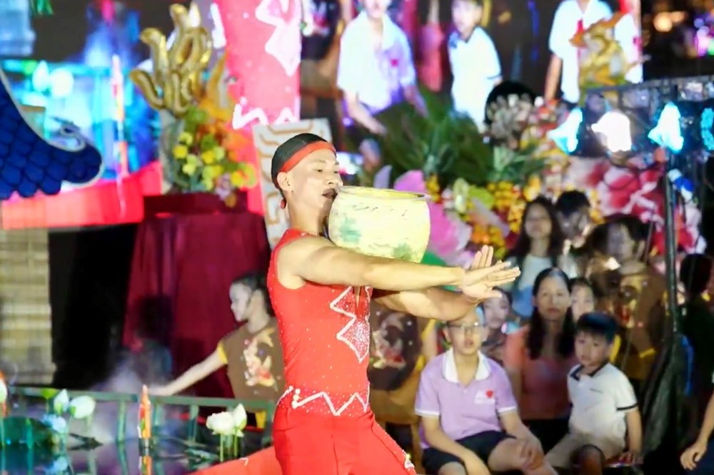 Phường Tây Hồ mang Trung thu trọn niềm vui đến các em thiếu nhi - ảnh 3