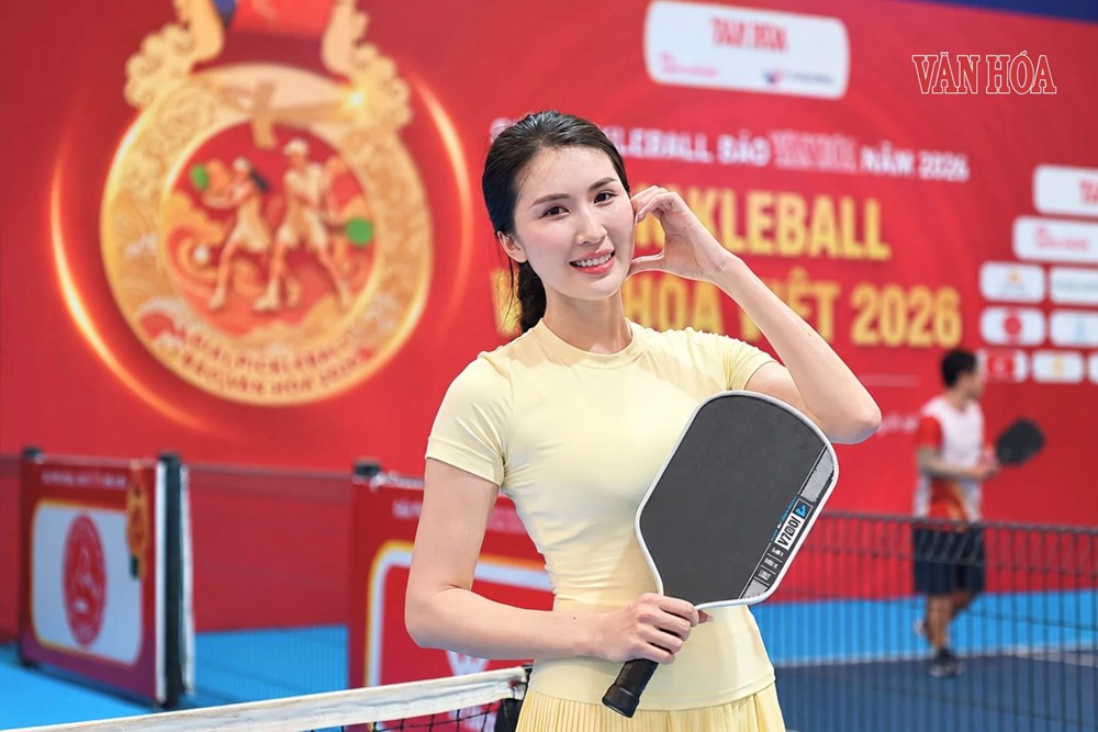Á hậu Nguyễn Linh Chi “thử sức” tại Giải Pickleball Báo Văn Hóa 2026 - ảnh 1