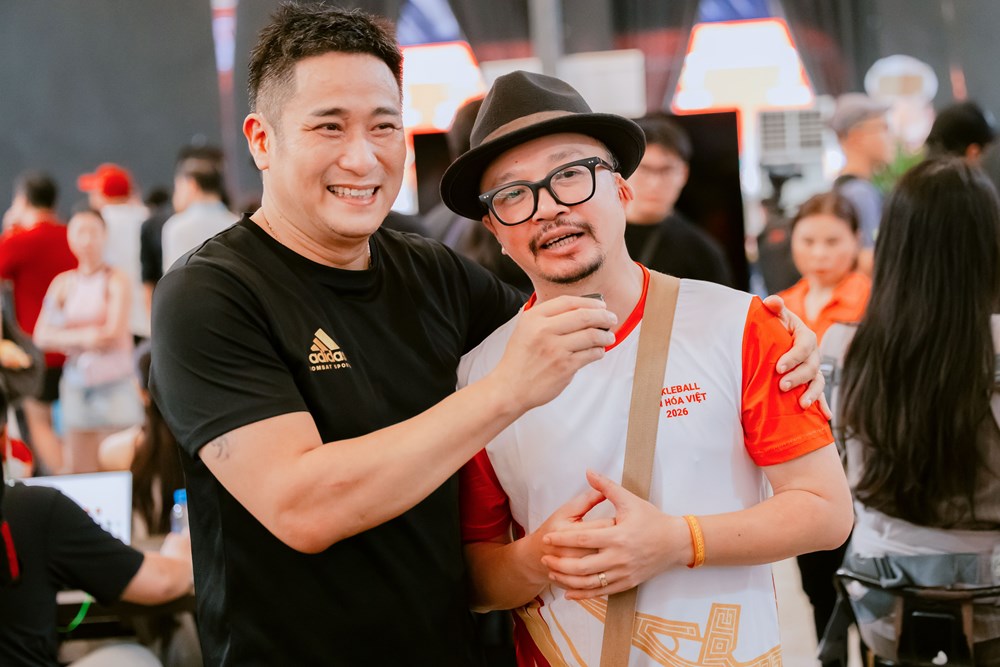 Không thi đấu, “anh tài” Hà Lê vẫn có mặt để “cổ vũ” tại Giải Pickleball Báo Văn Hóa - ảnh 1