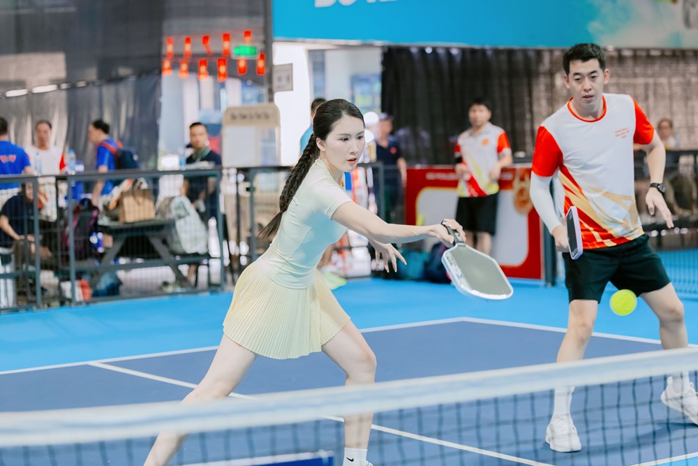 Á hậu Nguyễn Linh Chi “thử sức” tại Giải Pickleball Báo Văn Hóa 2026 - ảnh 4