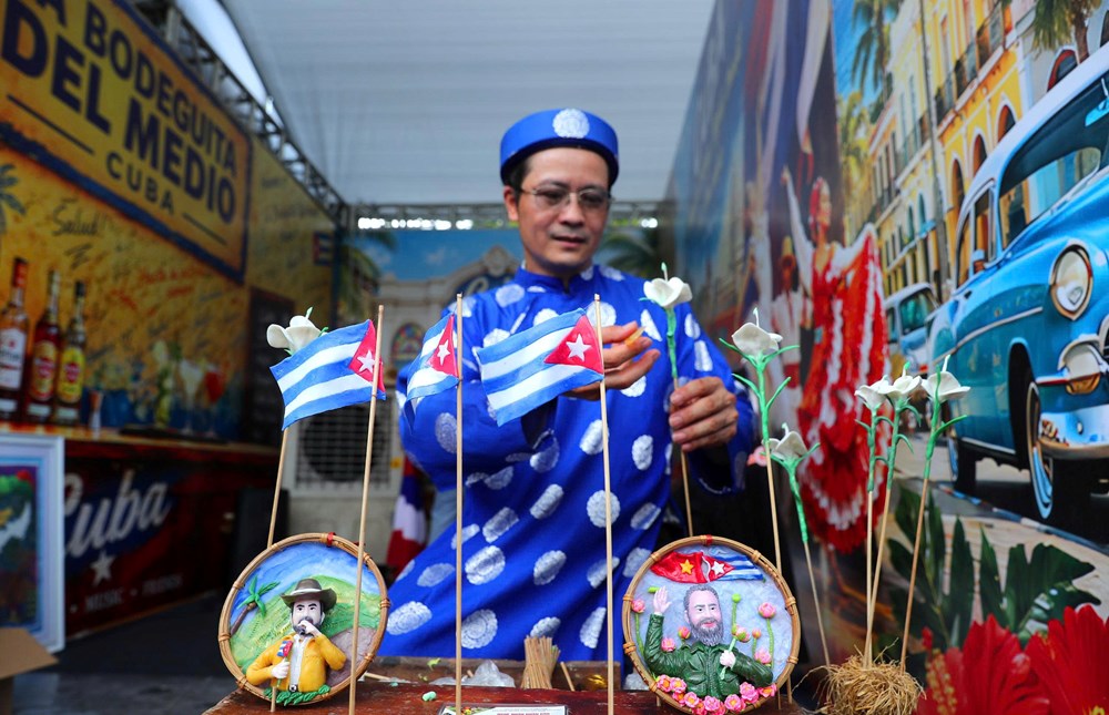 Rộn ràng không gian trải nghiệm trong Lễ hội Văn hóa thế giới tại Hà Nội lần thứ hai - ảnh 10