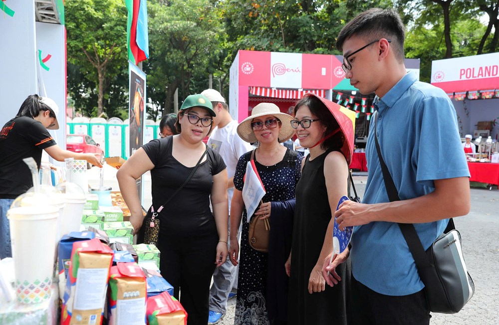 Khám phá ẩm thực các quốc gia tại Lễ hội Văn hóa thế giới tại Hà Nội lần thứ hai - ảnh 6