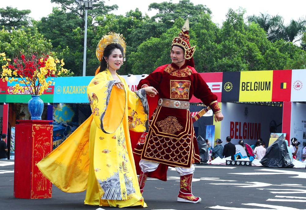 Nghệ thuật Việt toả sáng tại Lễ hội Văn hóa thế giới tại Hà Nội lần thứ hai - ảnh 3