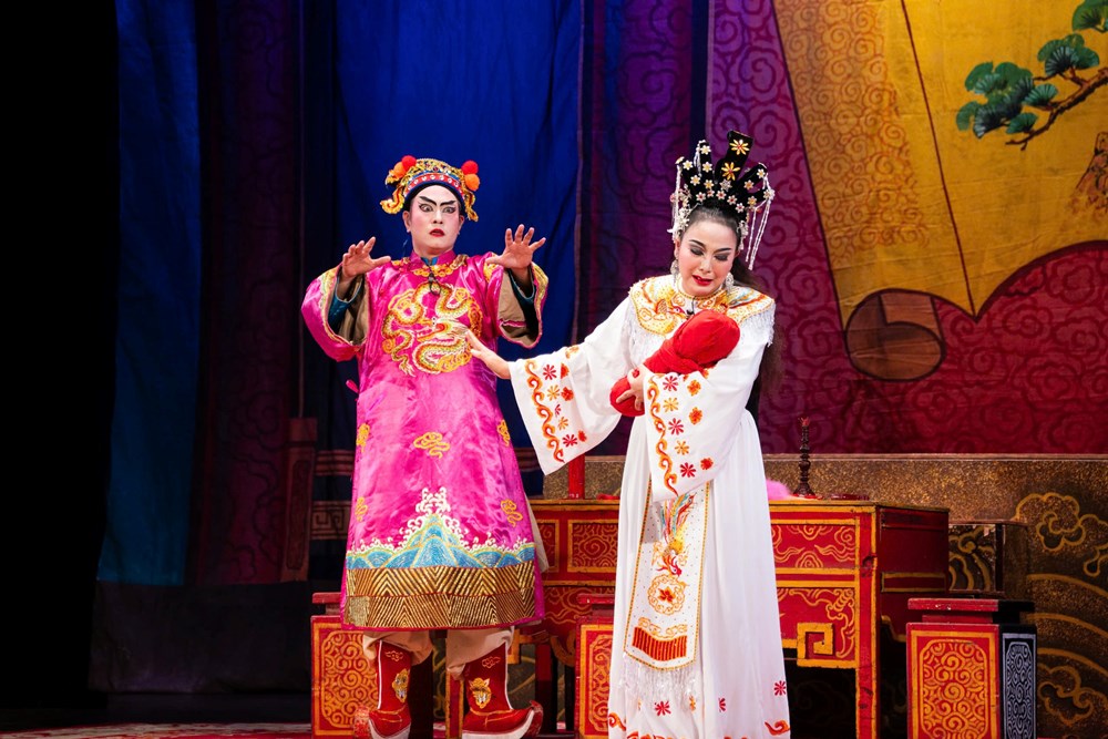 Sân khấu chuyển mình, tìm đường đến công chúng - ảnh 4