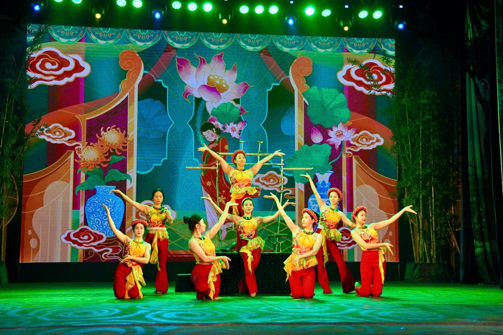 Mở rộng không gian thưởng thức nghệ thuật - ảnh 1