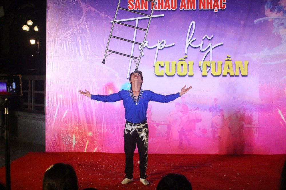 Khi nghệ thuật xiếc hòa vào nhịp sống Thủ đô - ảnh 2