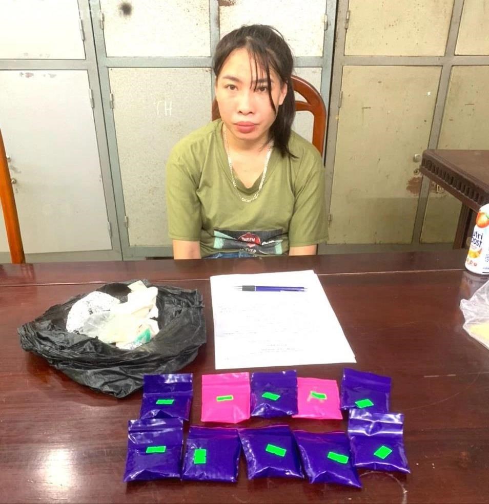Liên tiếp phá án, thu giữ hơn 4.000 viên ma túy - ảnh 1