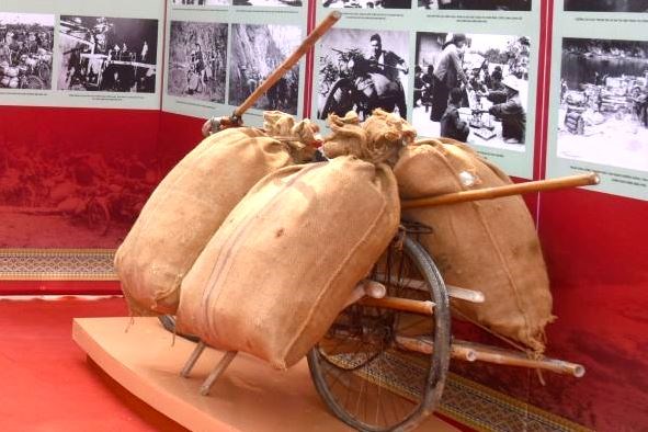 Những hiện vật gốc tái hiện “Điện Biên Phủ - Một thiên sử vàng” - ảnh 3