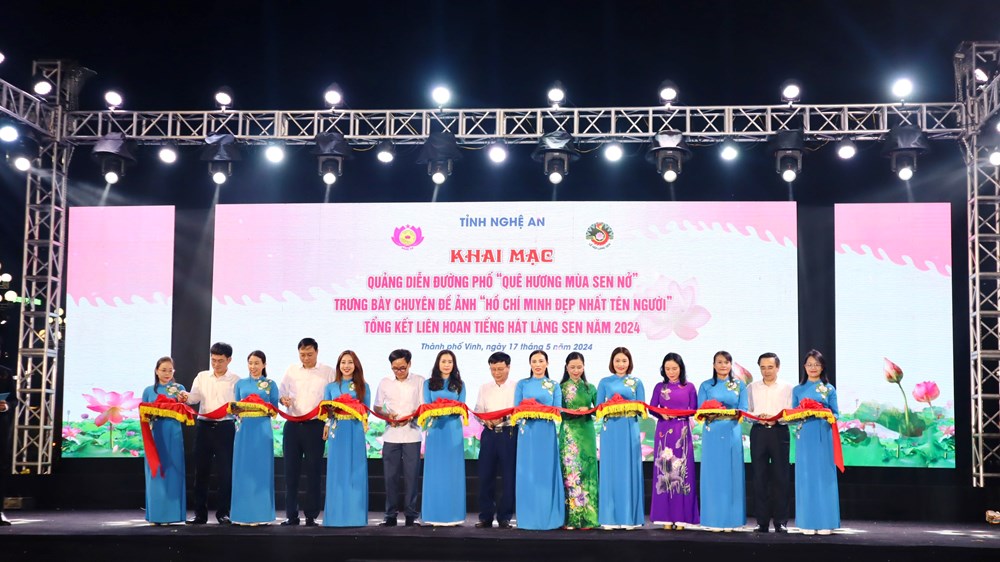 Rực rỡ sắc màu Lễ hội quảng diễn đường phố “Quê hương mùa sen nở” - ảnh 1