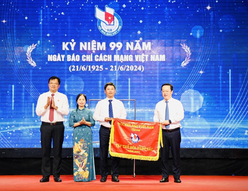 34 tác phẩm xuất sắc đoạt Giải Báo chí Nghệ An năm 2023 - ảnh 1