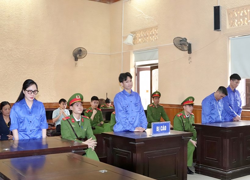 Nhóm mua bán người sang đặc khu Tam Giác Vàng lĩnh án tù - ảnh 1