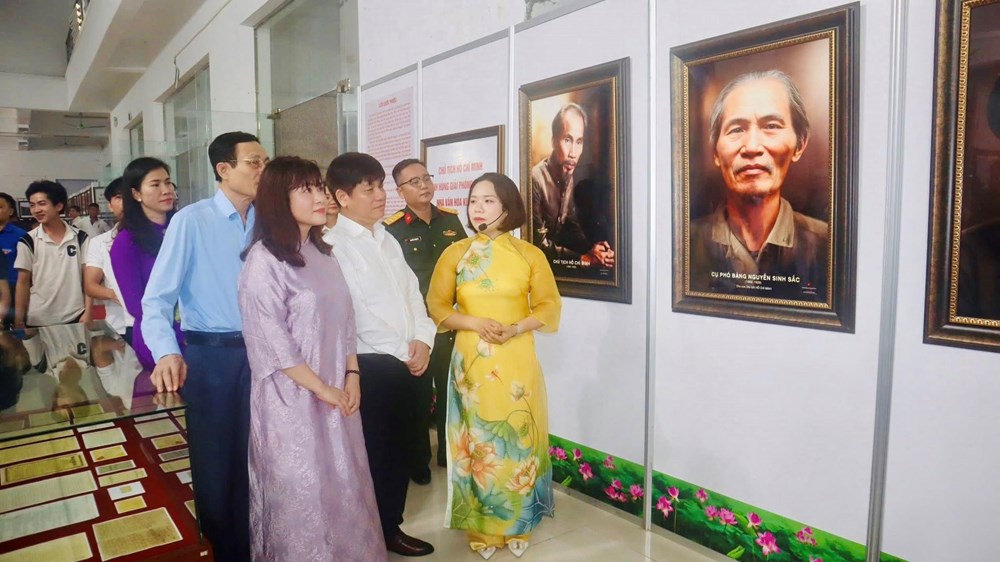 Những tư liệu đặc biệt tại Triển lãm “Hồ Chí Minh đẹp nhất tên Người” - ảnh 3