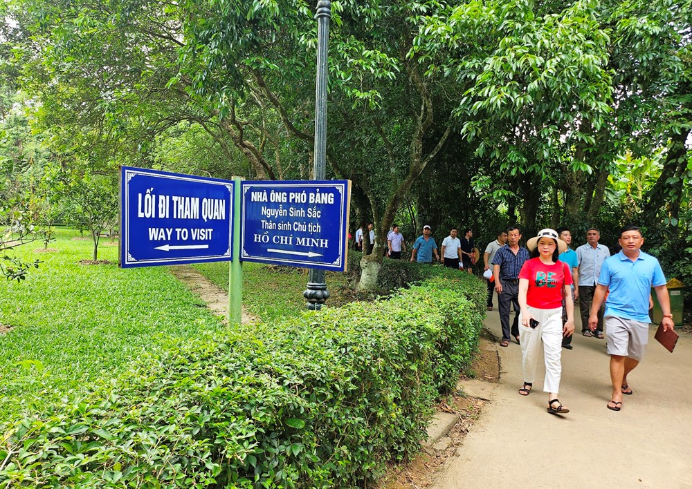 Lắng đọng những xúc cảm thiêng liêng trên quê Bác - ảnh 3