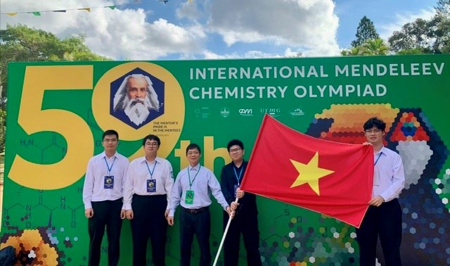 Chàng trai “vàng” xứ Nghệ chinh phục đỉnh cao Olympic hóa học quốc tế Mendeleev - ảnh 4